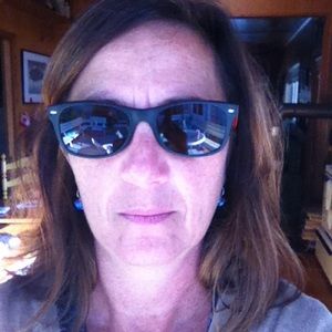 Meet your Posher, Marcia